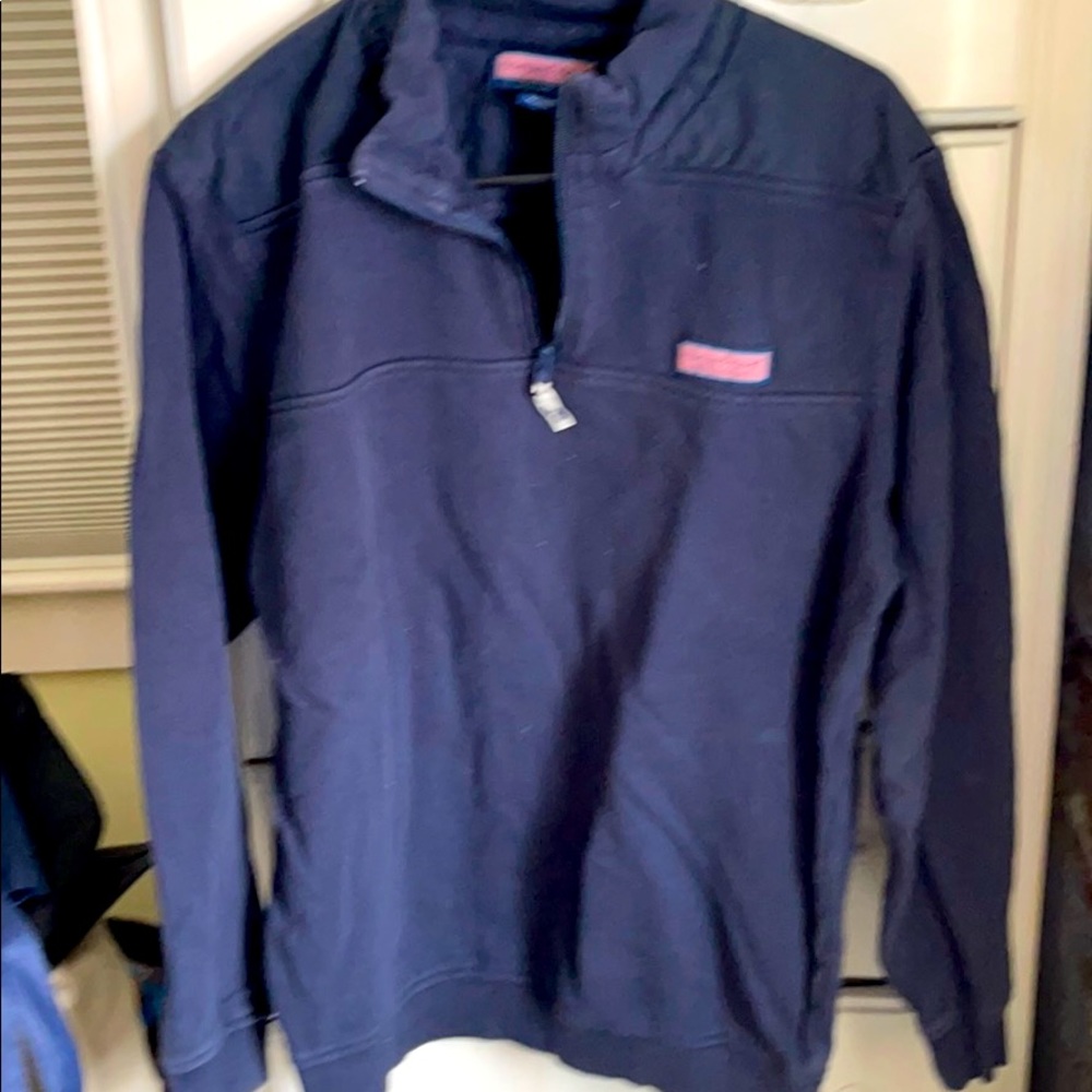 Vineyard Vines sweatshirt